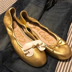 Never worn! Sam Edelman Gold Felicia Ballet Flats